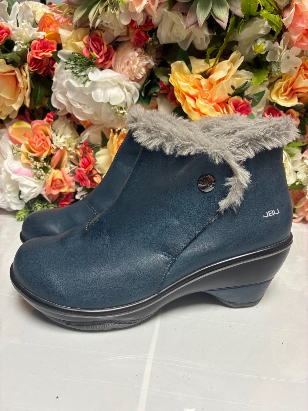 JBU by Jambu Mesa Vegan Leather Faux Fur Wedge Ankle Boots Blue Size 10M